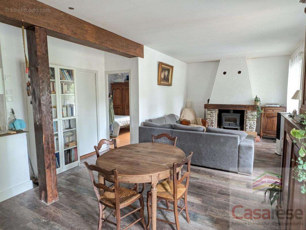Maison 83 m² à Saint-Gery  - photo 2