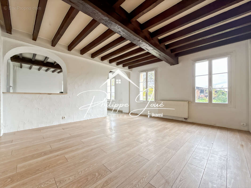 Maison à AIX-EN-OTHE