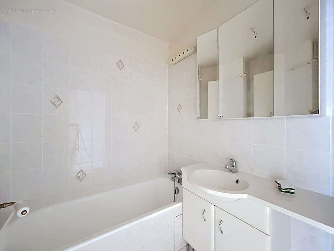 Appartement à SAINT-MICHEL-SUR-ORGE