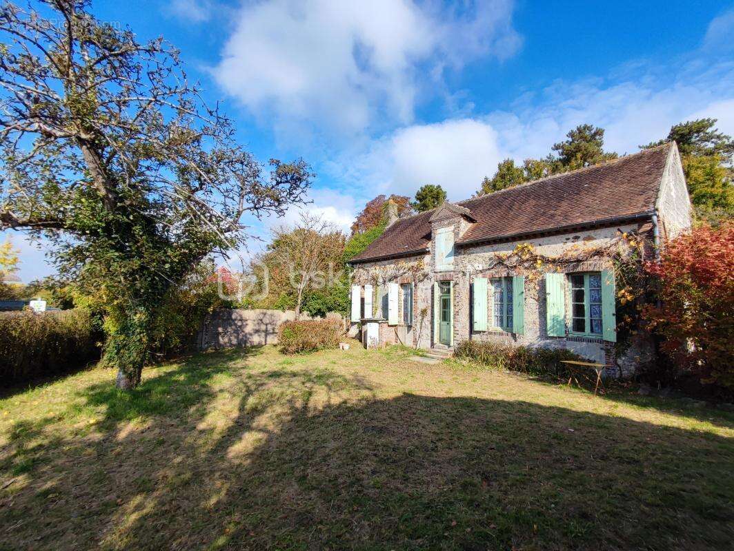 Maison à THORIGNY-SUR-OREUSE