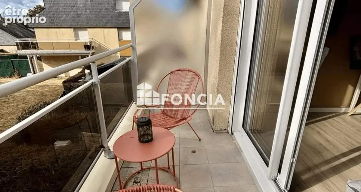 Coquet studio avec grand balcon, au calme - photo 14