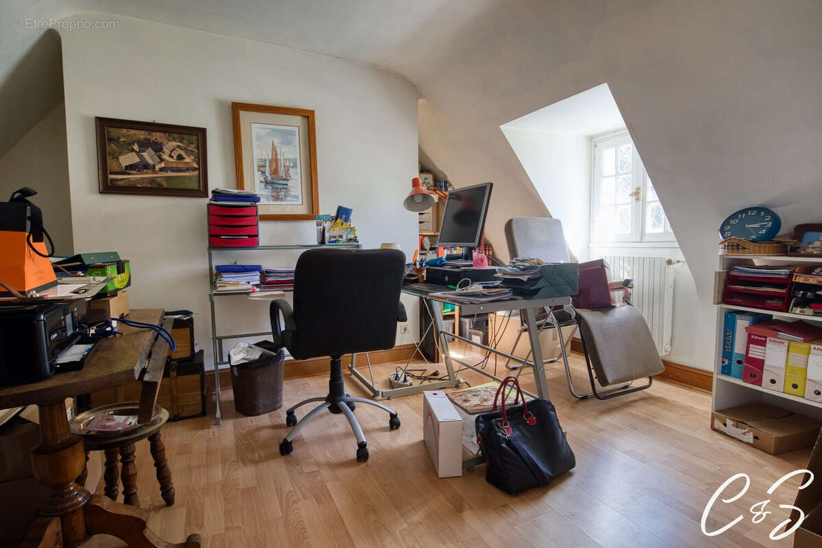 Maison à PEUMERIT