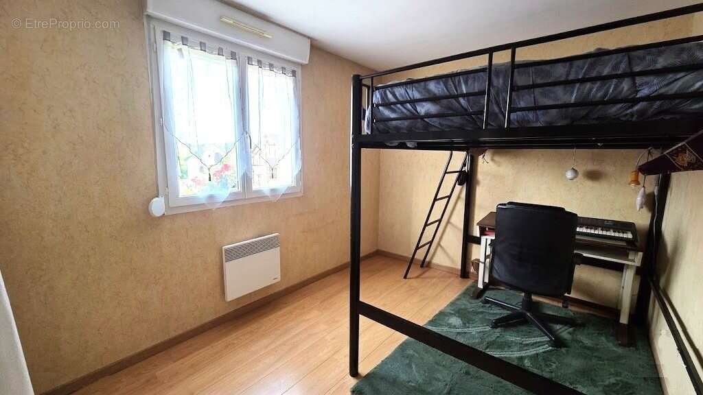 Maison à COURTELEVANT