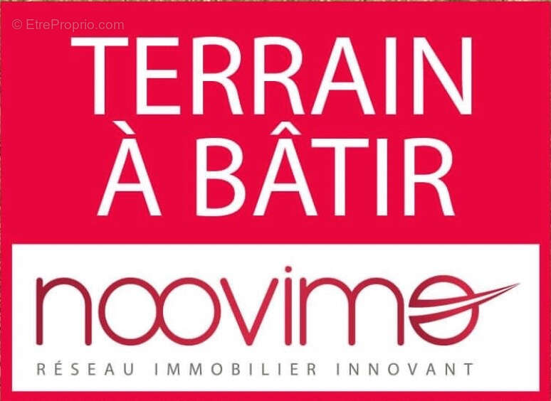 Terrain à SAINTE-LUCE-SUR-LOIRE