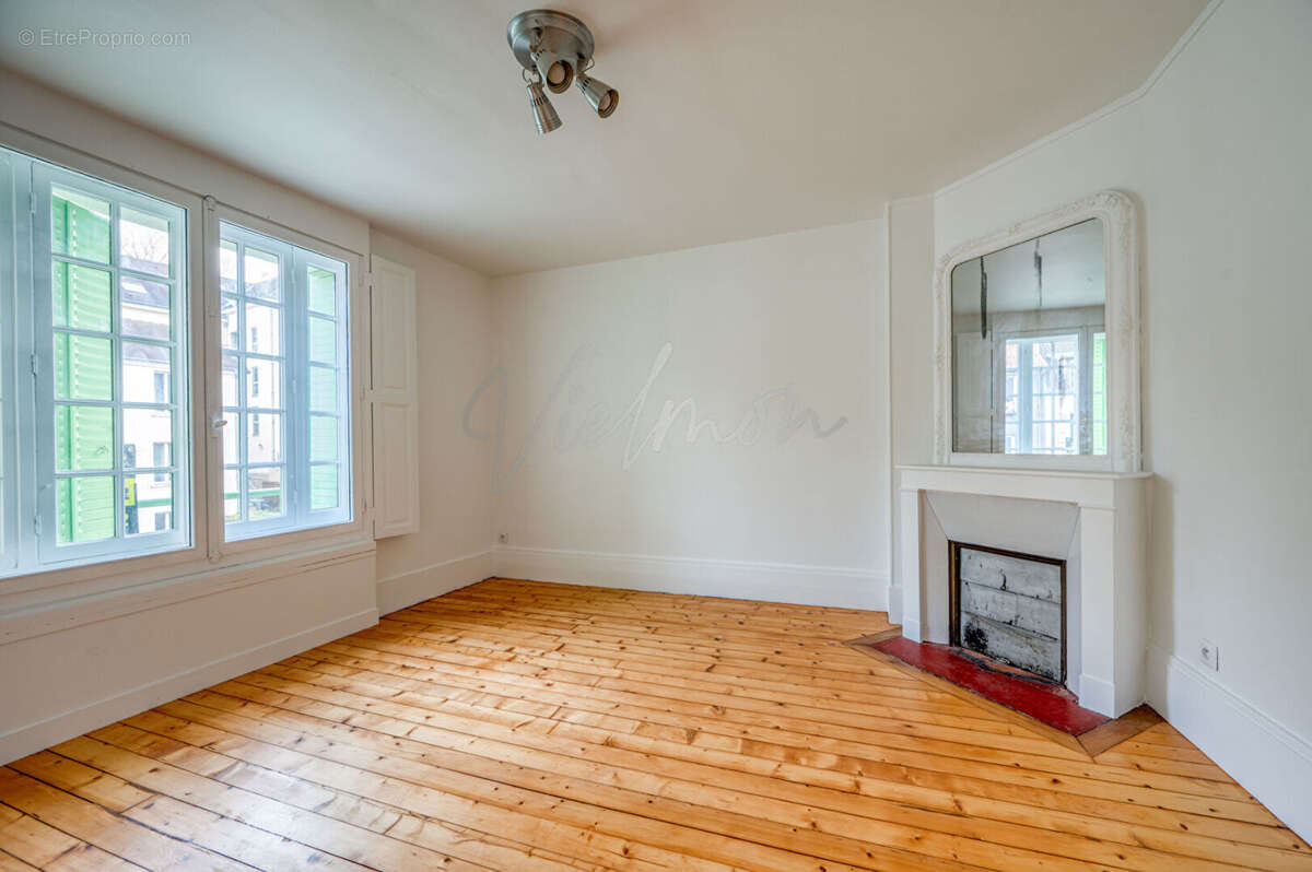 Maison à LE PORT-MARLY