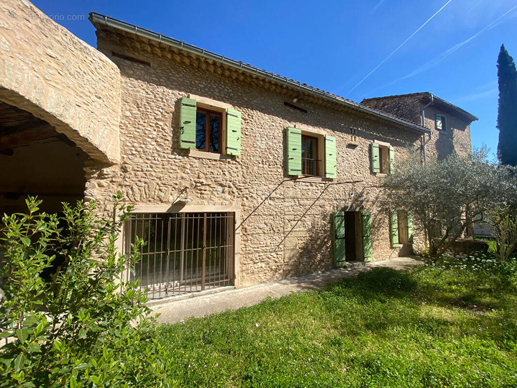 Maison à CABRIERES-D'AVIGNON