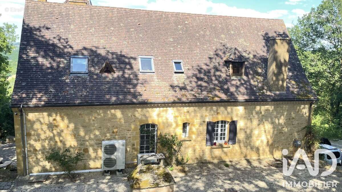 Maison 250 m² à Cenac-Et-Saint-Julien  - photo 8