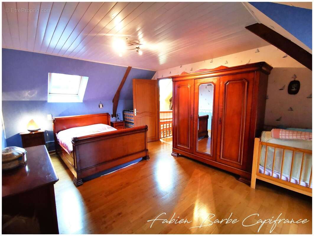 À vendre – Charmante longère en pierre avec dépendance à MERNEL (proche Guer & Brocéliande) - photo 8