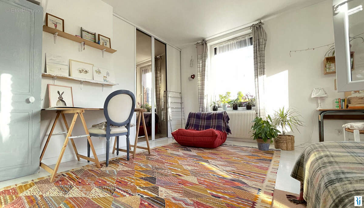 Maison à MONT-SAINT-AIGNAN