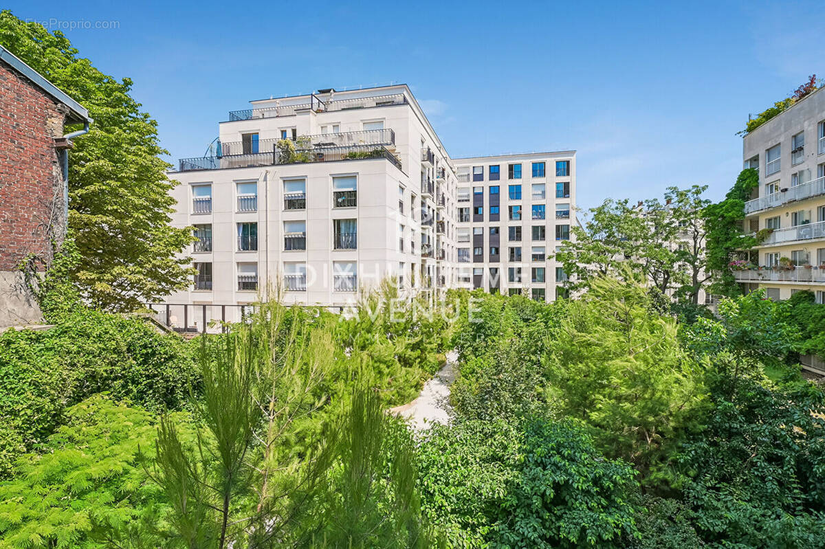 Appartement à PARIS-18E