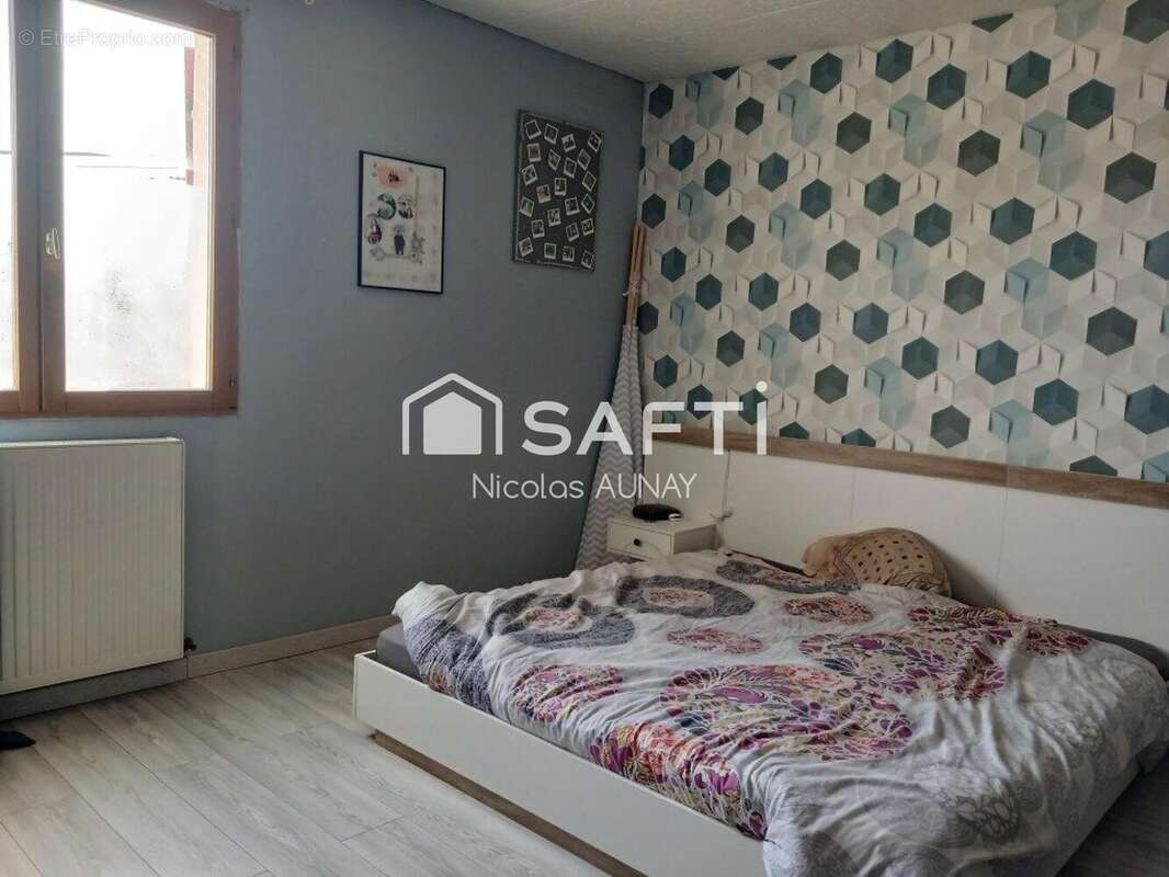 Photo 4 - Maison à LOUAILLES
