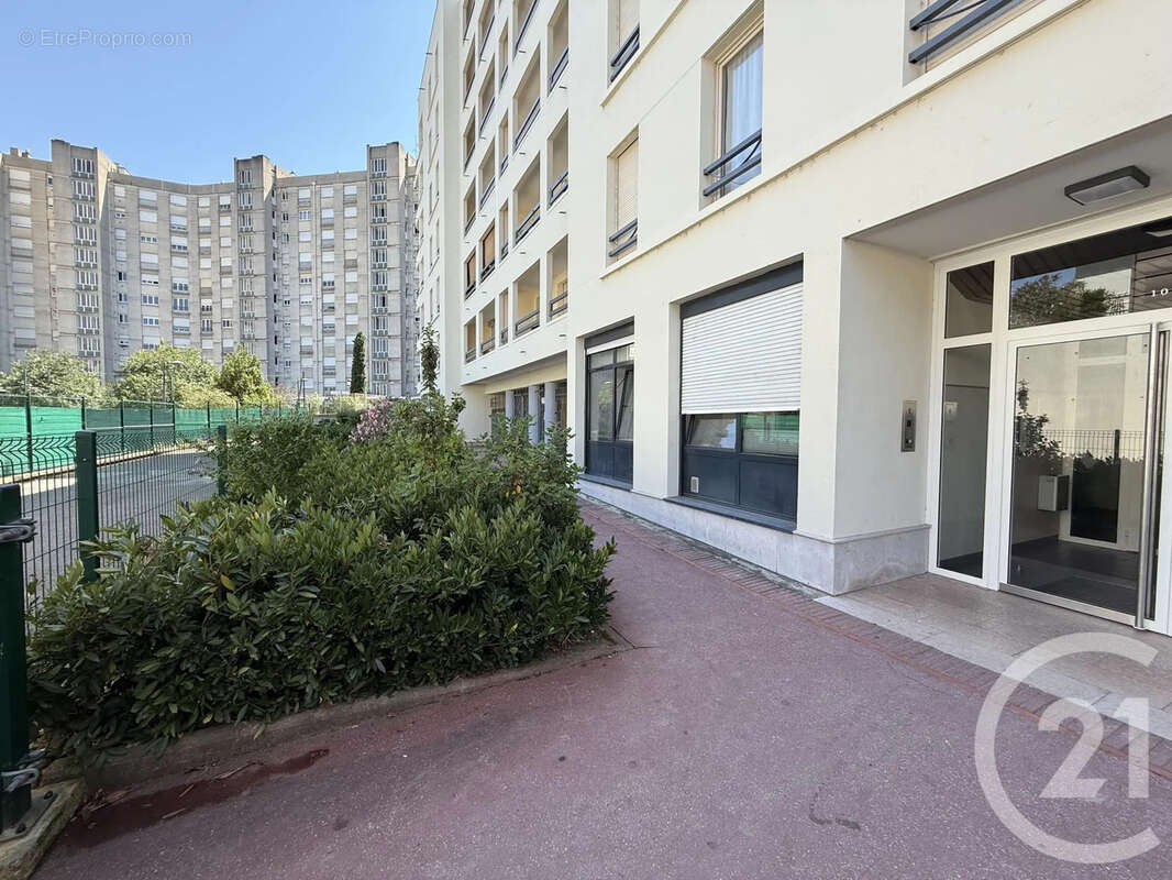 à Lyon-3e  - photo 14