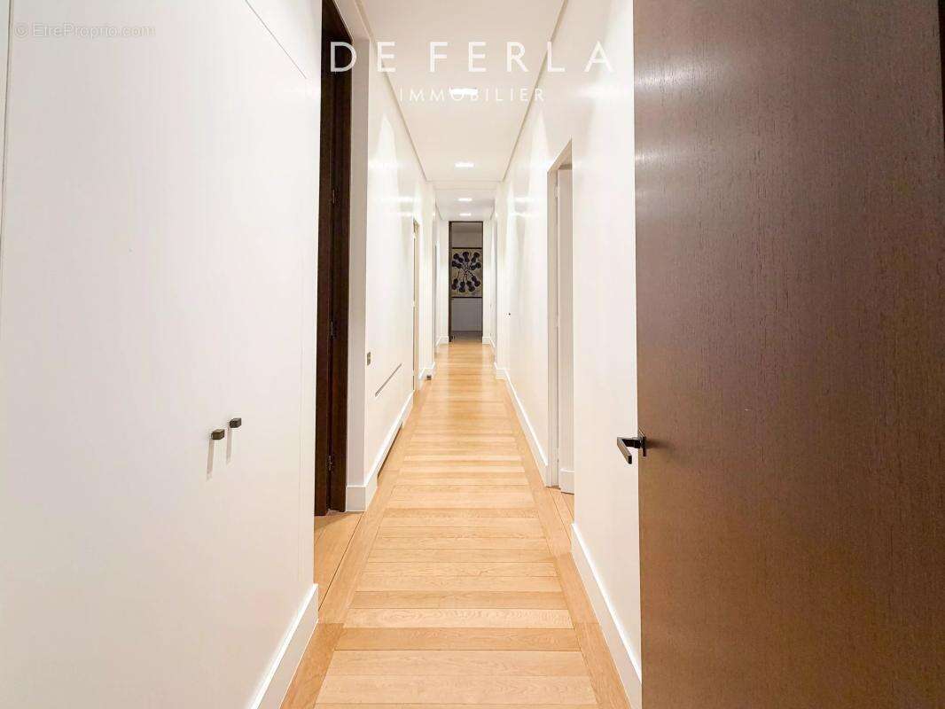 ETOILE/FOCH - Duplex d'exception avec jardin privatif - photo 9