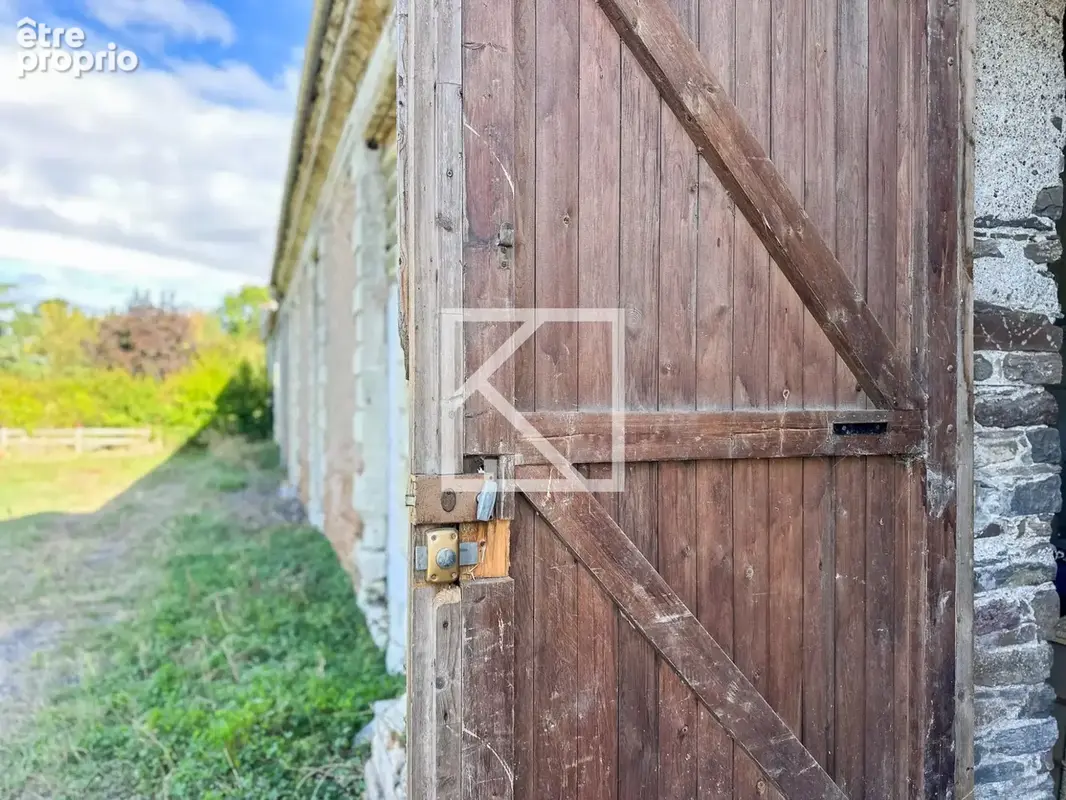 Maison 20 pièces 880 m² à vendre à Saint-Herblon (44150) - photo 2