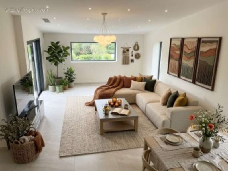 **Maison familiale de 205 m² sur 2 050 m² de terrain avec piscine, dépendance et cadre verdoyant** - photo 6