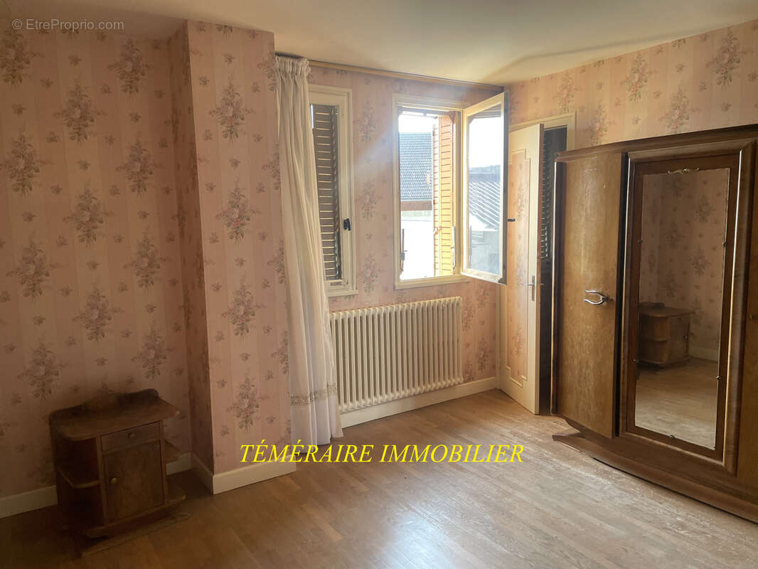 CHAMPAGNOLE - Maison individuelle de 187m2 - photo 8