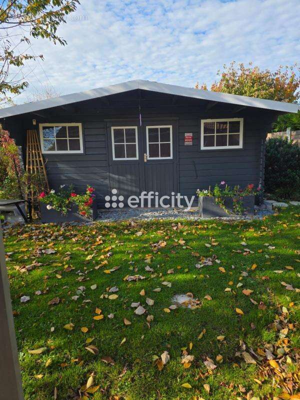 Maison à GONDECOURT