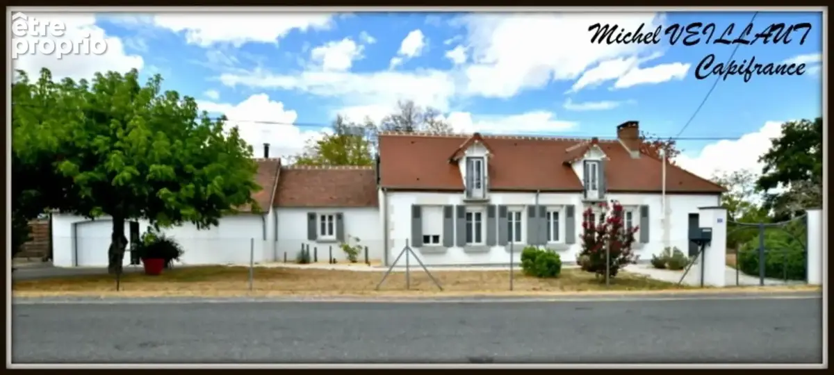 Maison à NEUILLY-LE-REAL