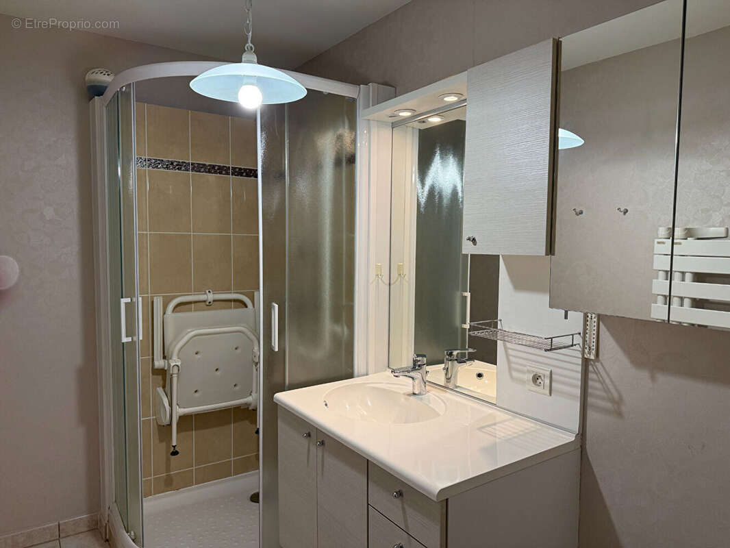 Appartement à LOCMINE