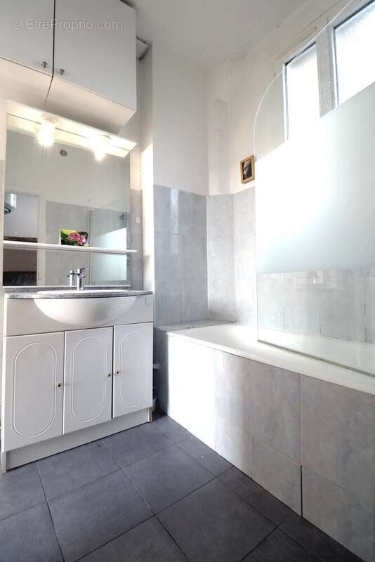 Appartement à VERSAILLES