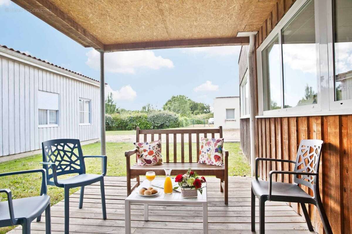 Appartement à THENAC