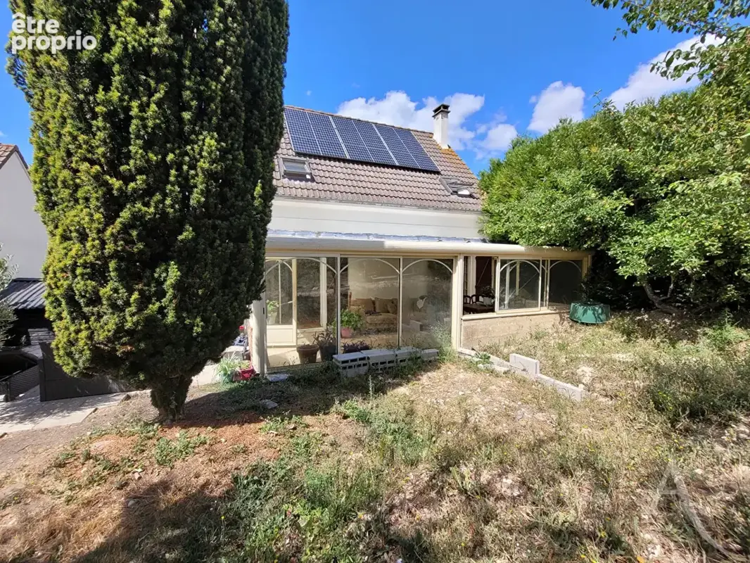 Maison Mantes La Ville de 3 chambres 104 m² et 513m² de terrain - photo 2