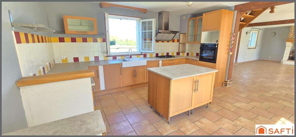 Maison 139 m² à Tordouet  - photo 6