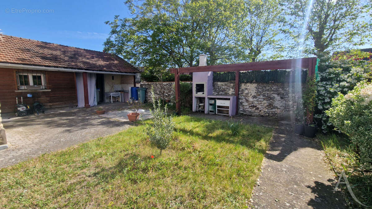 Maison à MANTES-LA-JOLIE