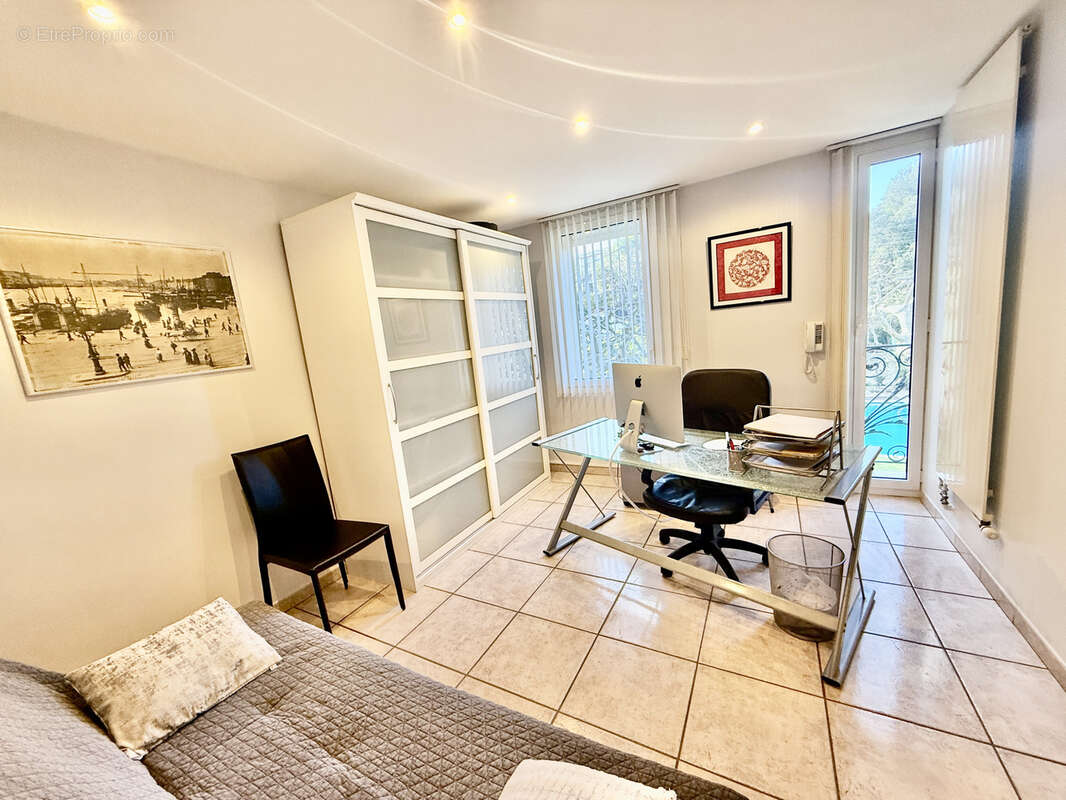 Maison à MARSEILLE-8E