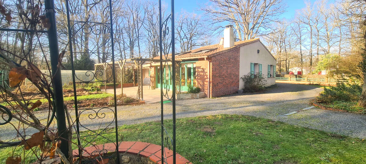 Maison à CHATEAU-THEBAUD