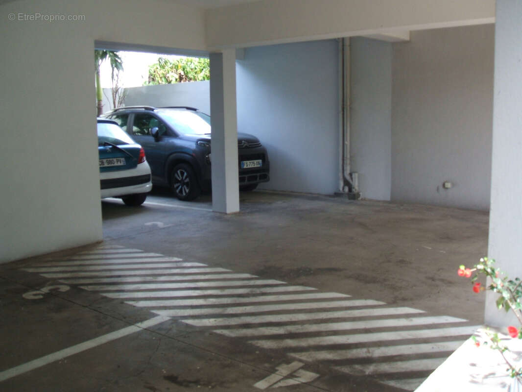 Appartement à SAINT-DENIS