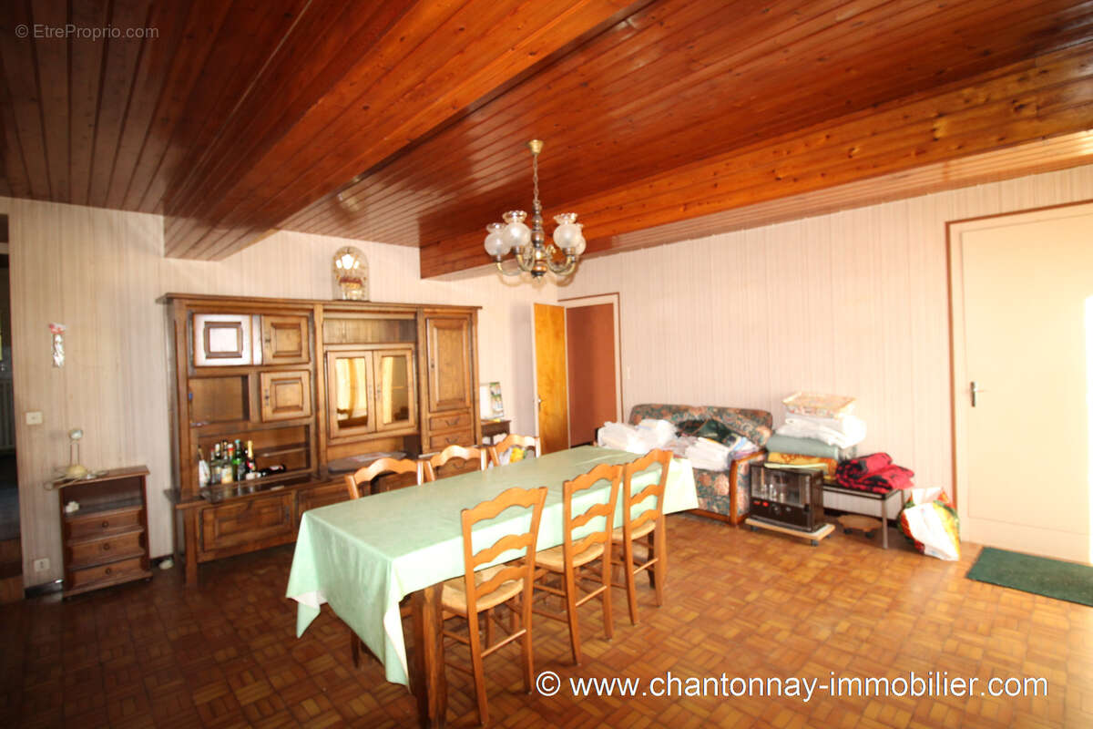 Maison à ROCHETREJOUX