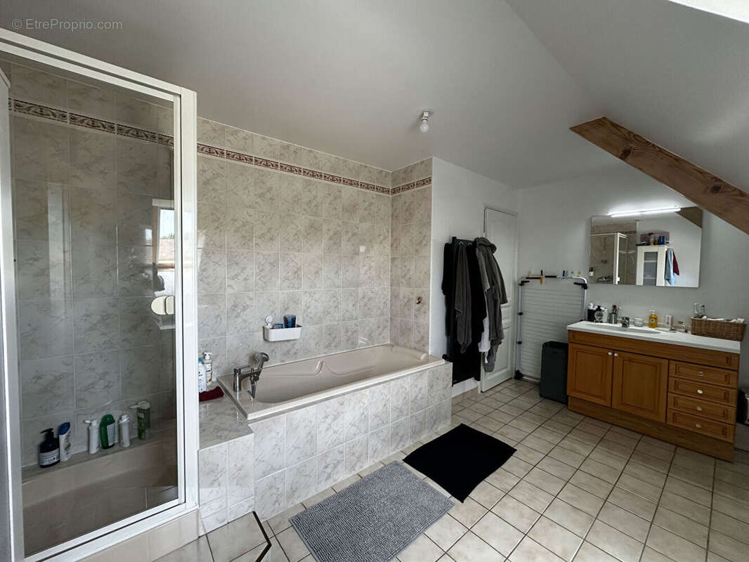 Maison à SENLIS