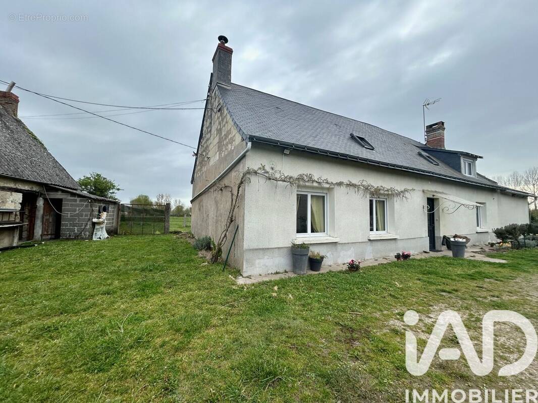 Photo 1 - Maison à ALLONNES