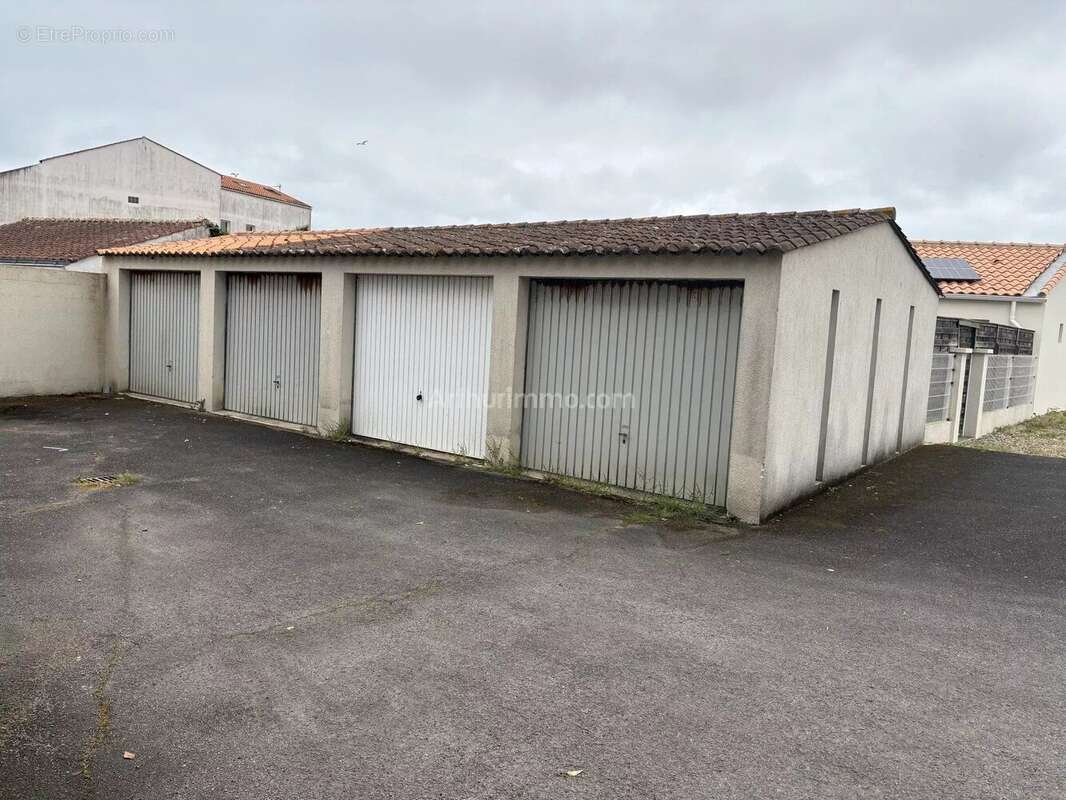 Parking à LES SABLES-D'OLONNE