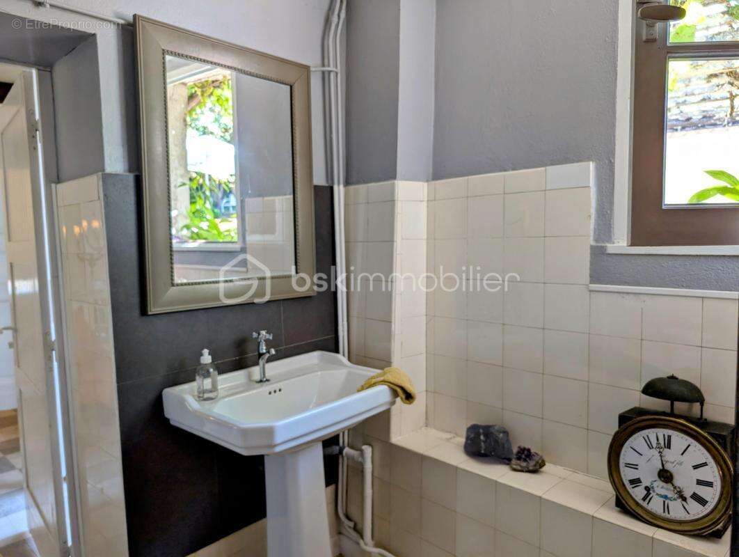 Maison à LE MAS-D'AGENAIS