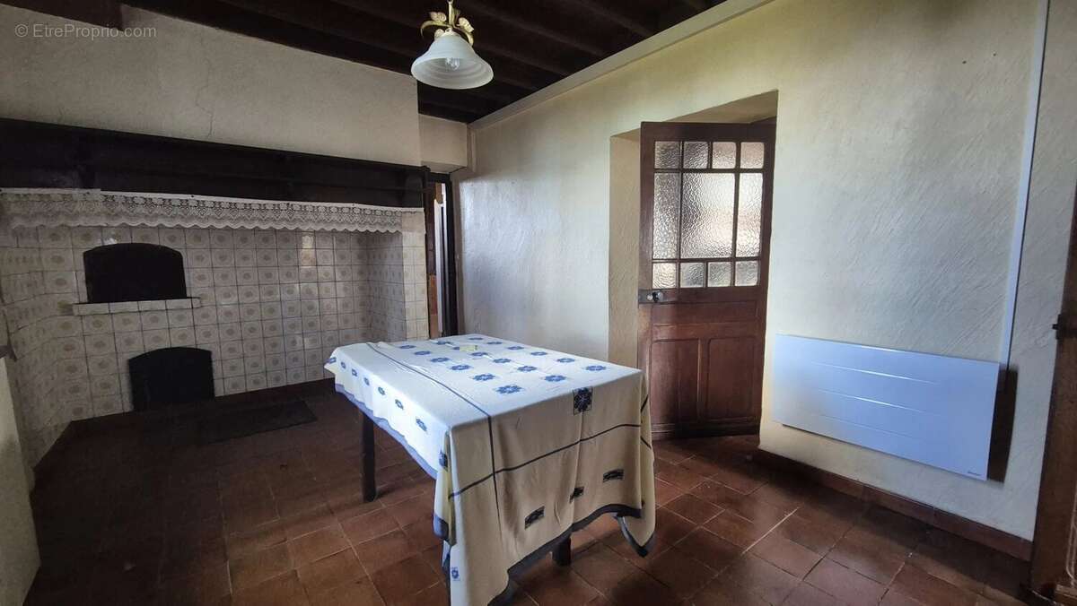 Maison à LESTELLE-BETHARRAM