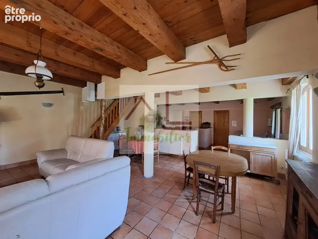 Maison spacieuse mitoyenne - photo 4