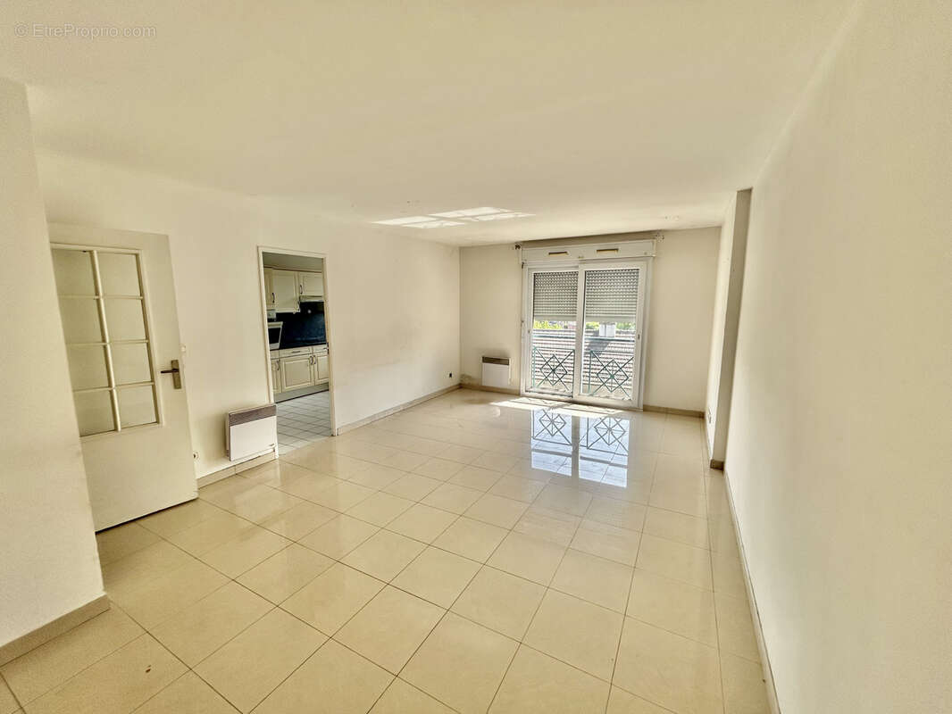 Appartement à CLAYE-SOUILLY