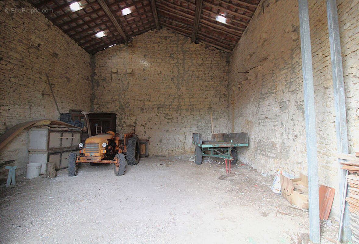 Maison à DOULEVANT-LE-CHATEAU