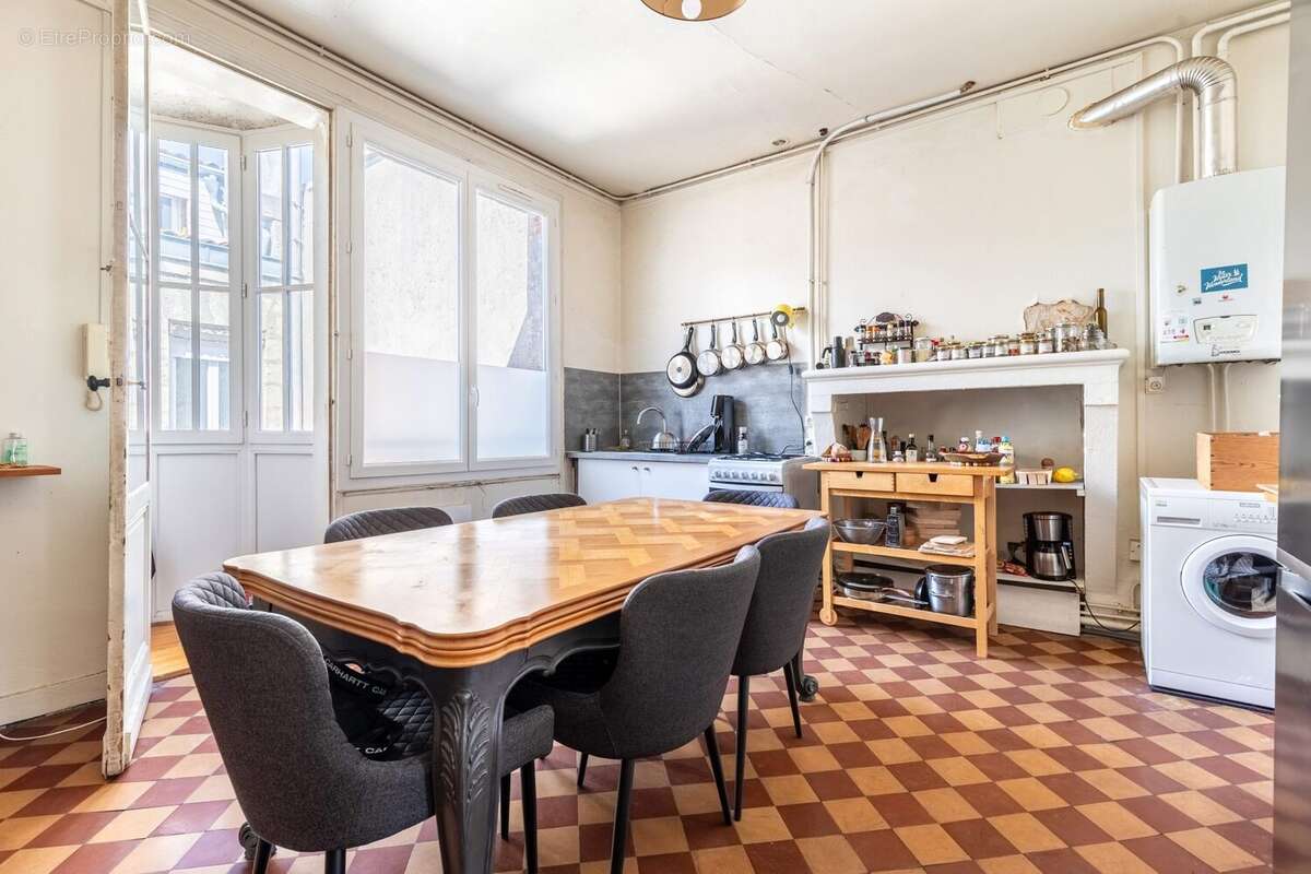 Appartement à BORDEAUX