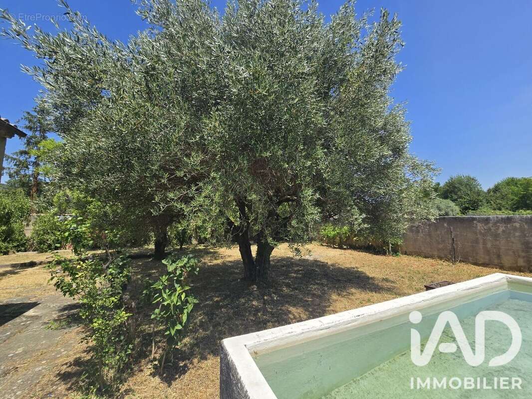 Maison 79 m² à Laudun-L'ardoise  - photo 4