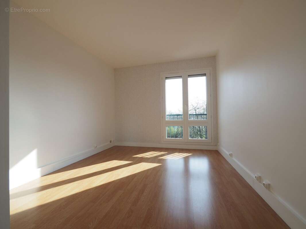 Appartement à BOIS-D'ARCY