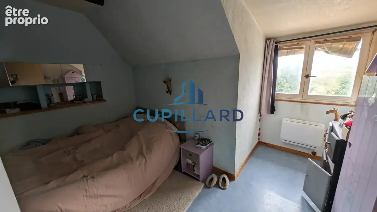Villa semi-enterrée avec joli terrain arboré - photo 17