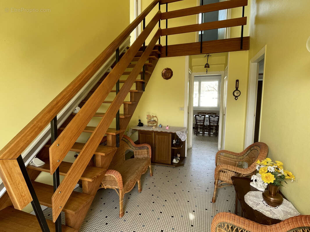 Maison à COURVILLE-SUR-EURE