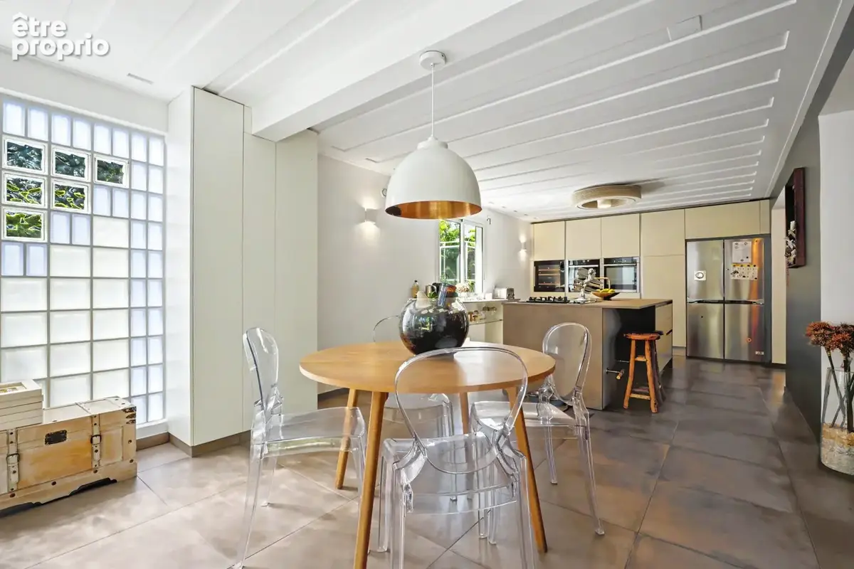Maison 7 pièces 223 m² à vendre à Saint-Pierre (97410) - photo 5