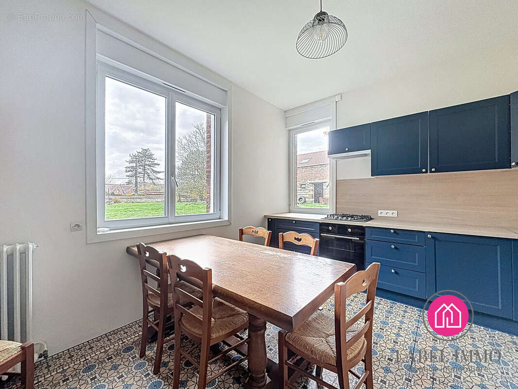 Maison à AVESNES-LE-SEC