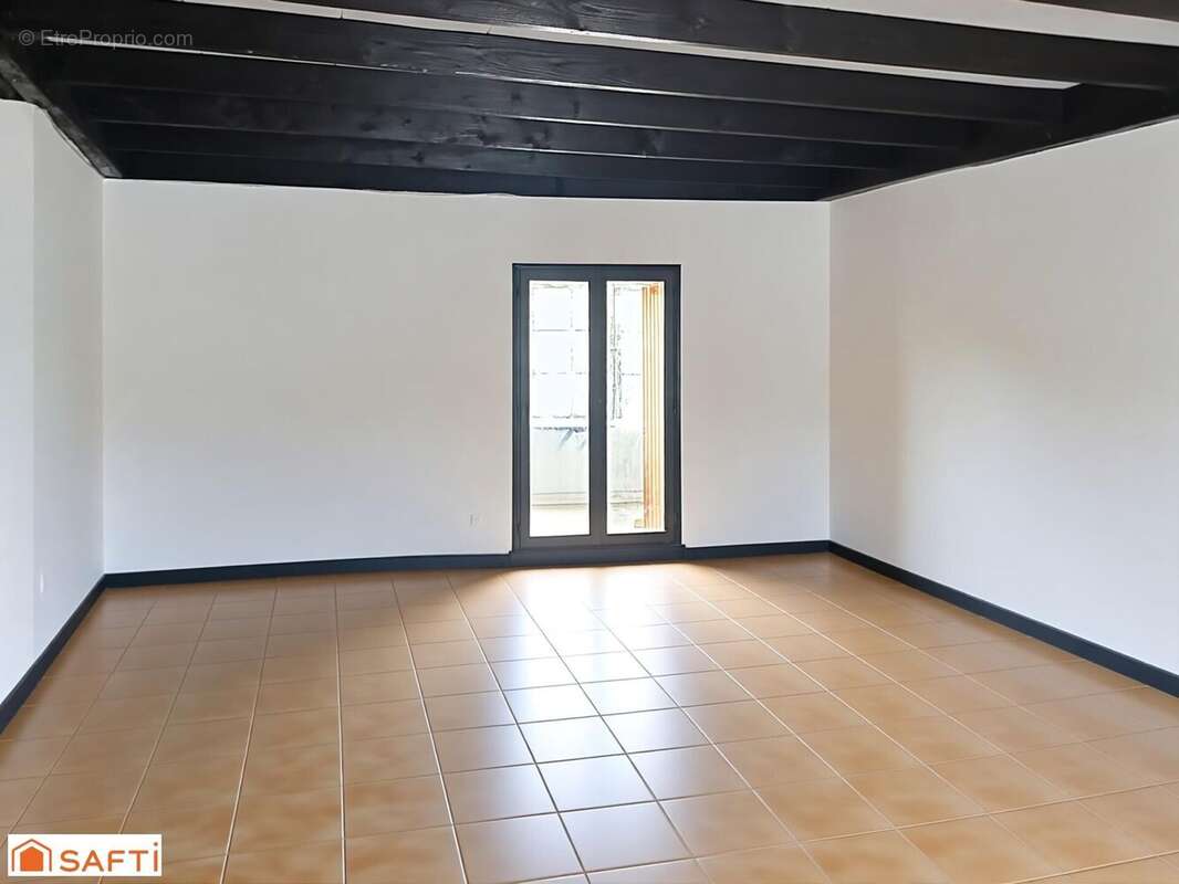 Photo 5 - Appartement à VILLENEUVE-SUR-YONNE