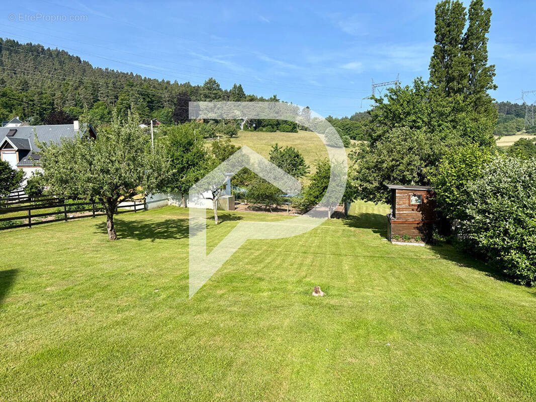 Terrain à LABAROCHE