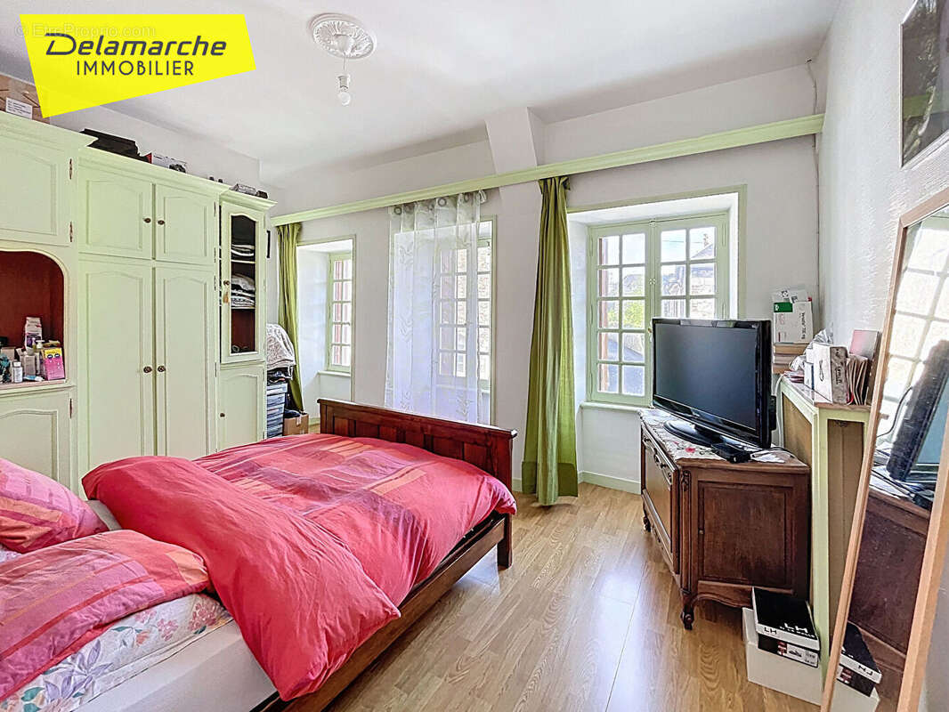 Maison à TESSY-SUR-VIRE